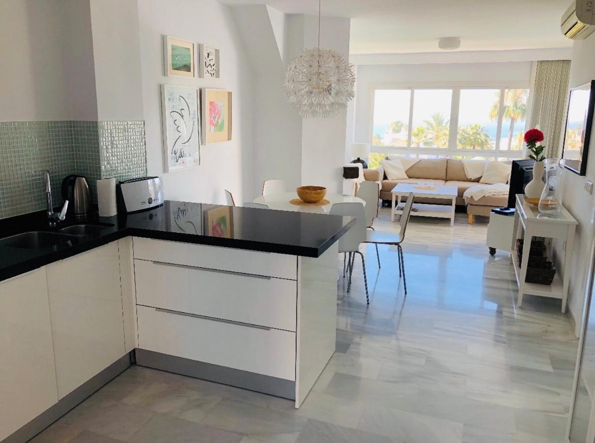 Moderno Apartamento Con Preciosas Vistas Al Mar Apartament